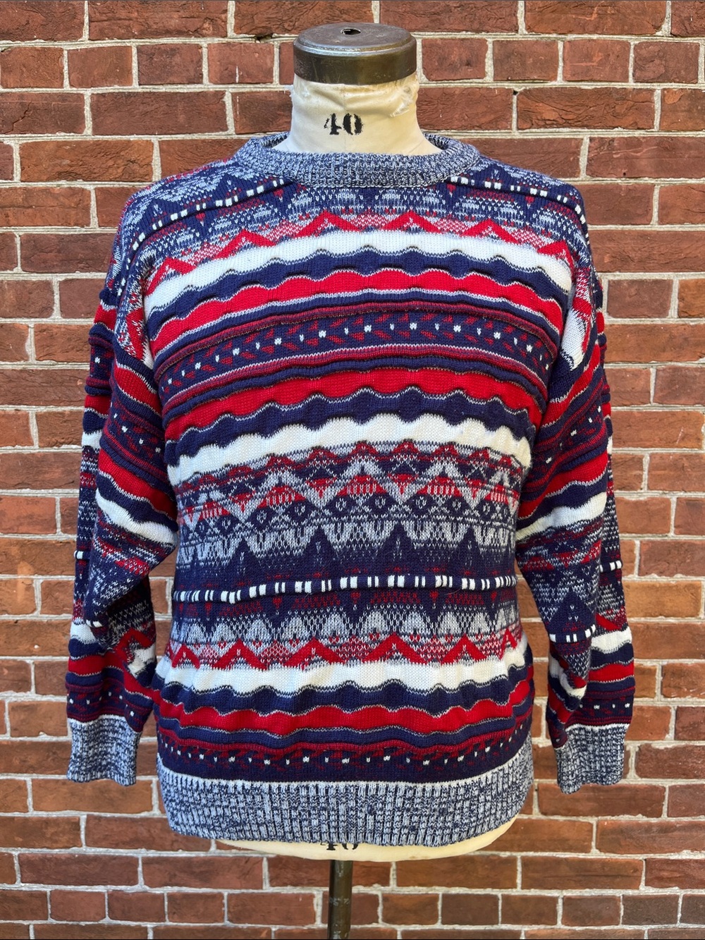 Vintage 3D Knit Patterned Crewneck Sweater Grey Red Navy